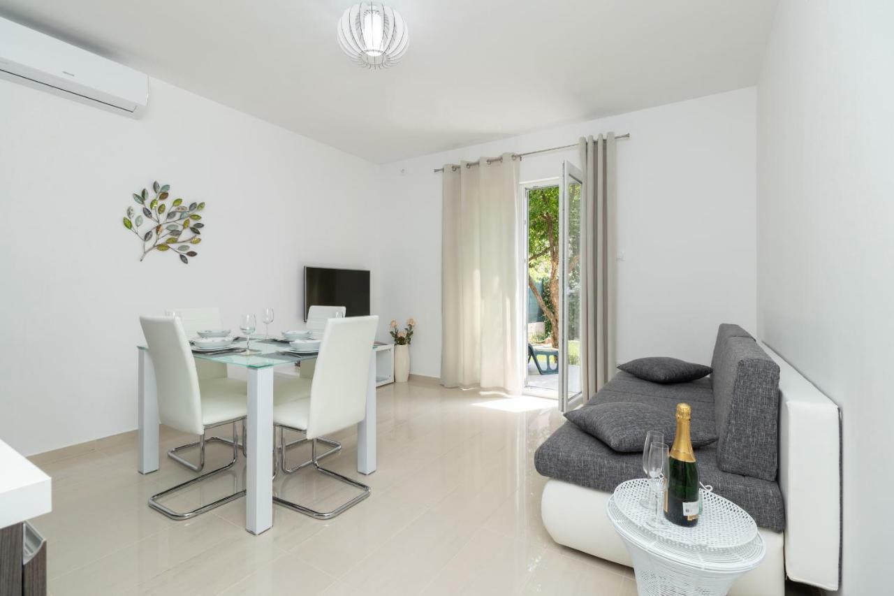 Apartments Peca Zadar Exterior photo